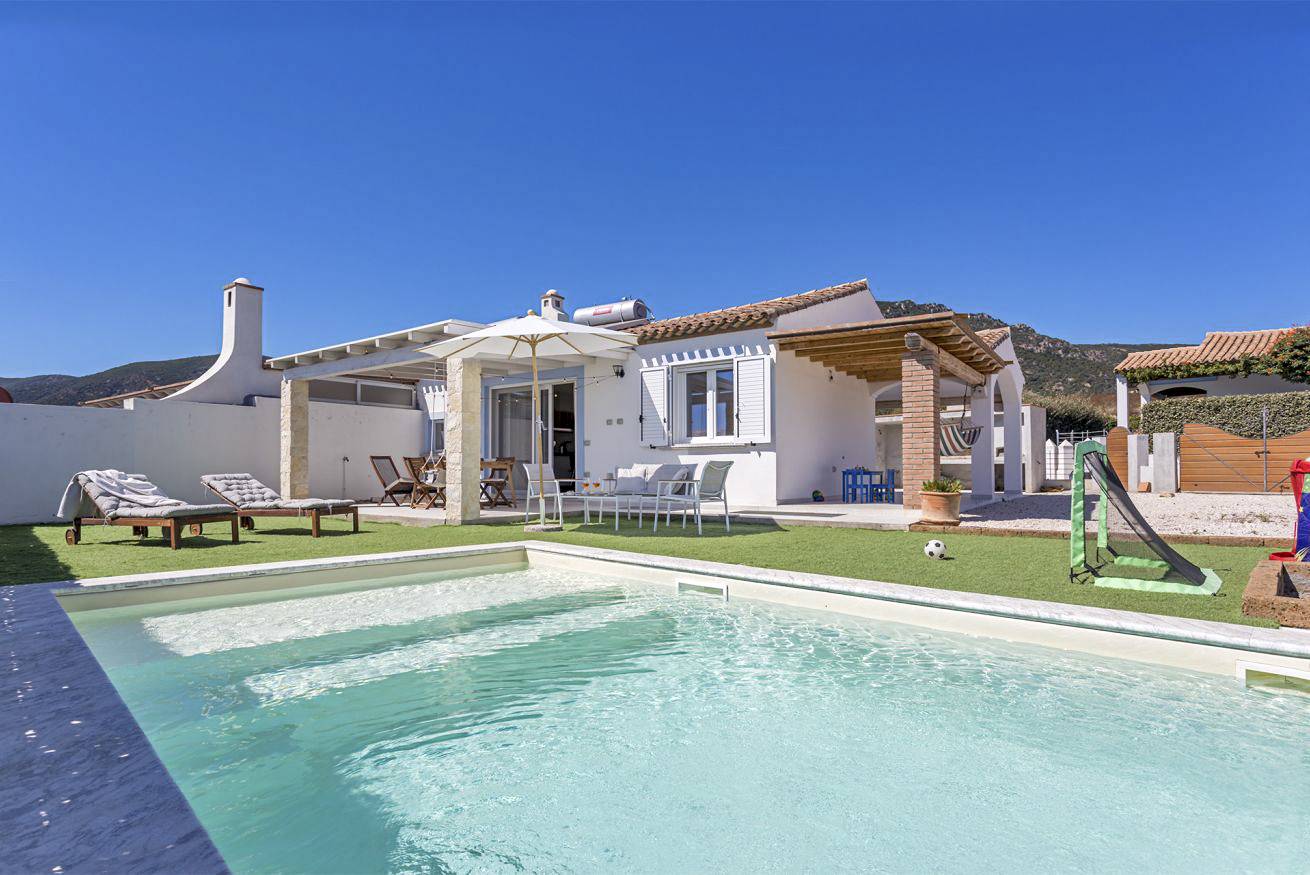 Villa con piscina – Oasi di Relax a Marina di Tertenia